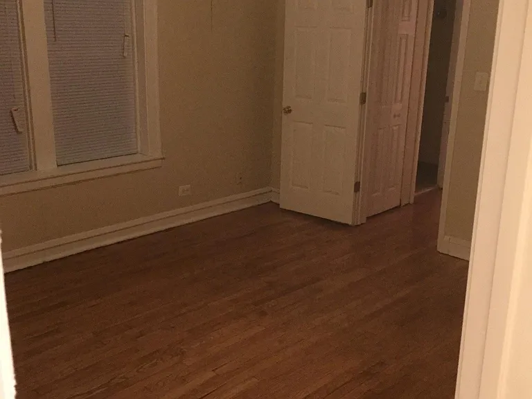 9021 S Justine St — Photo 10