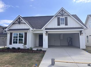 1669 Storyvale Ln, Hixson, TN 37343