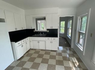 601 Milwaukee Ave NW, Grand Rapids, MI 49504