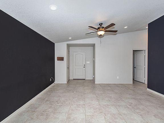 3rd image of 11522 E 33rd Ln