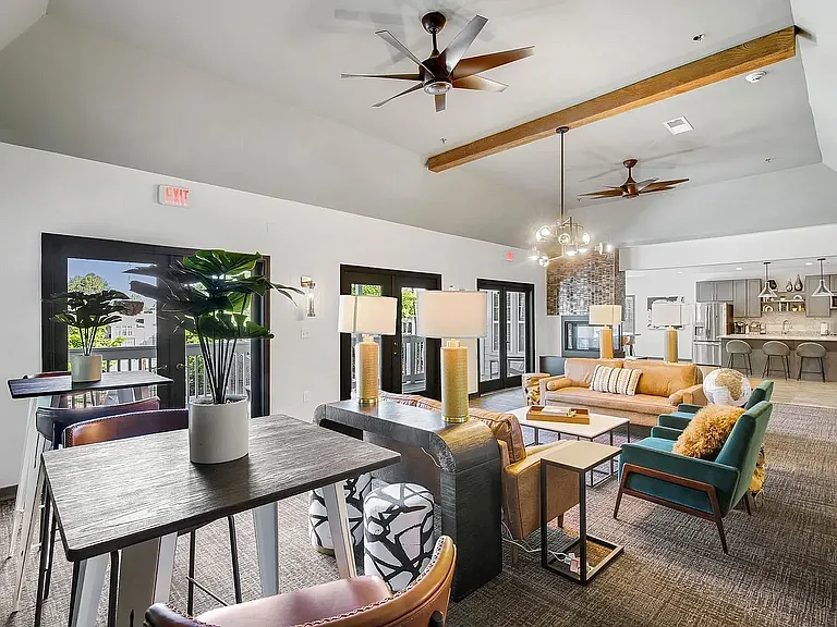 Elliot Gwinnett Place — Photo 42