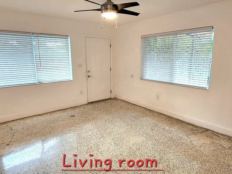 1023 NW 33rd St — Photo 5
