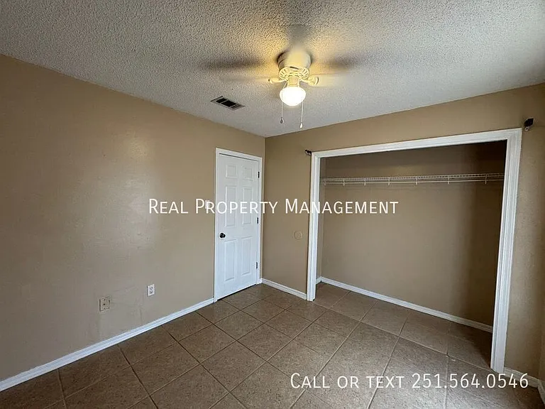 7969 Pine Springs Dr — Photo 6
