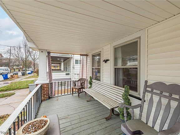 4th image of 3520 Cypress Ave