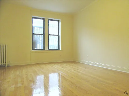 Rented by DSA Realty | media 19