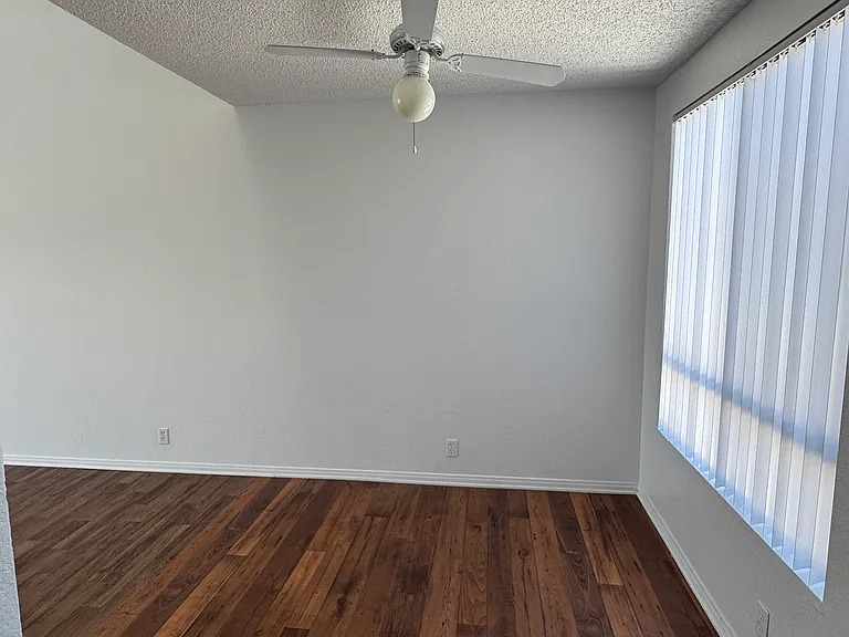 Huntington Harbour Villas — Photo 42