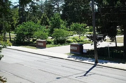 50 Hilda Ave #1A — Photo 9