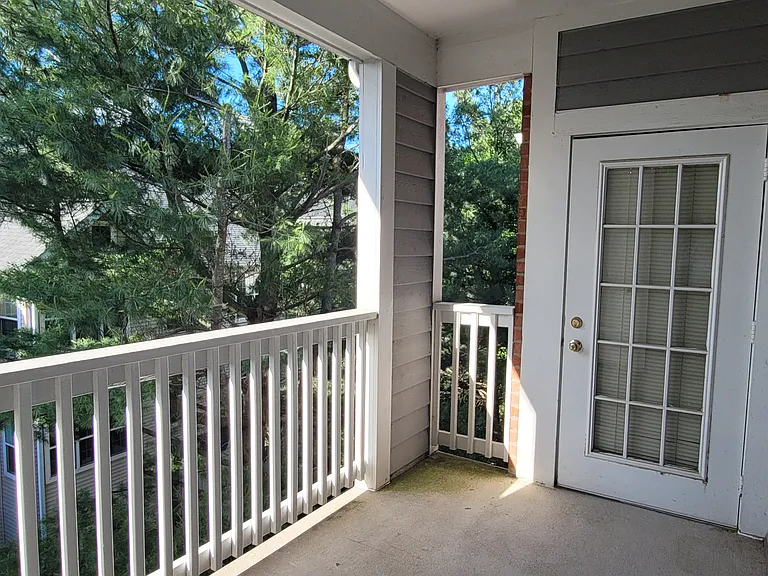 8710 Groffs Mill Dr #8710 — Photo 22
