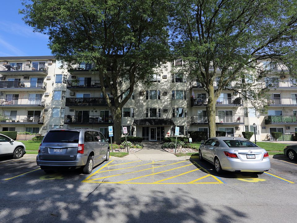 1st image of 5506 Lincoln Ave Unit 117