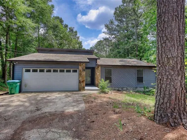 2660 Hewatt Rd, Snellville, GA 30039