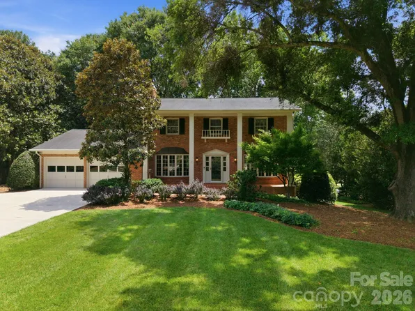 710 37th Ave NE, Hickory, NC 28601
