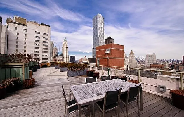 Rented by Bouklis Group | media 5