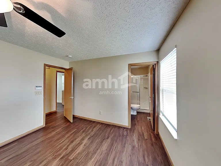 7080 Winchester Crossing Blvd — Photo 9