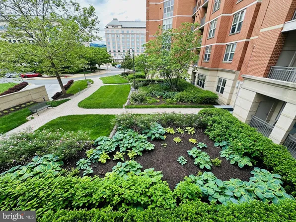 11770 Sunrise Valley Dr APT 222, Reston, VA 20191