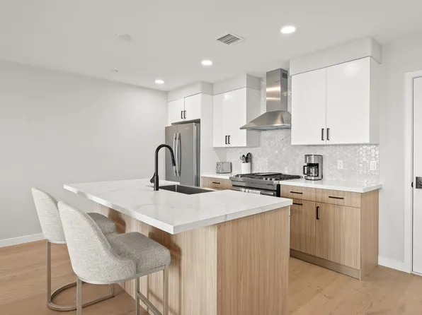 457 W Broadway, Boston, MA