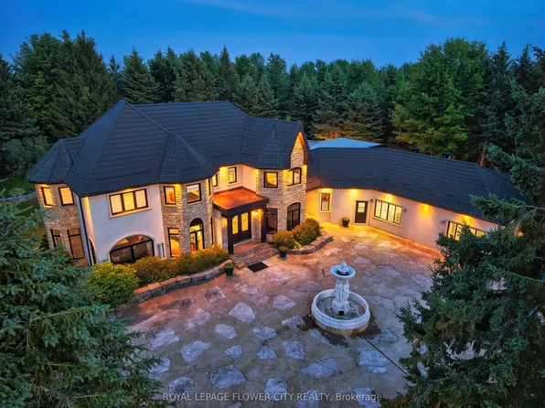 1 Flaherty Ln, Caledon, ON L7K 2P2