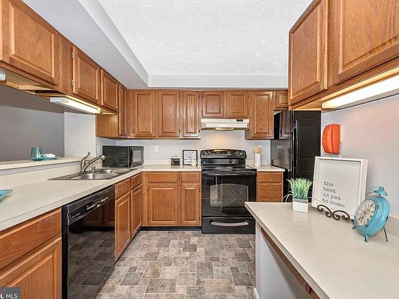 2nd image of 12209 Saint Peter Ct