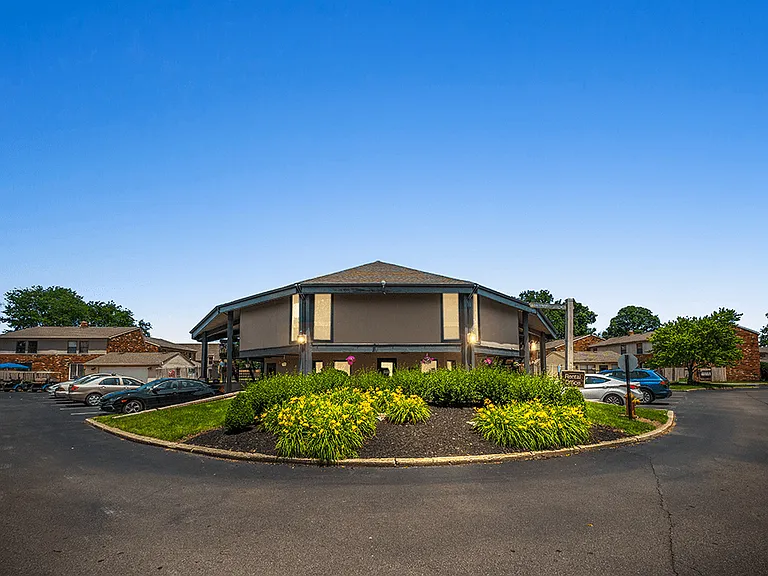 Leasing Office at Wake Robin!