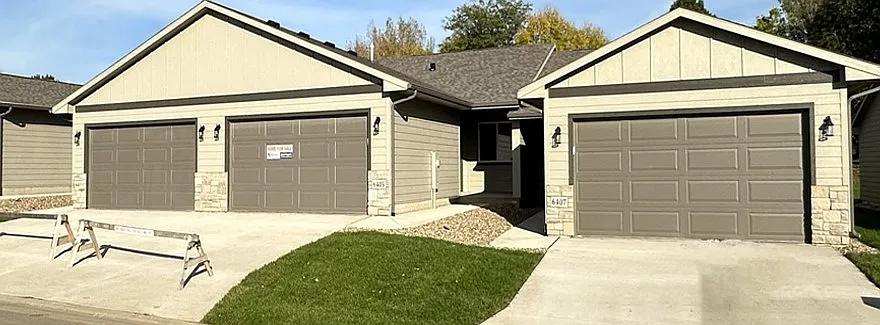 New Construction 2 bed 1 bath Townhome — Photo 3
