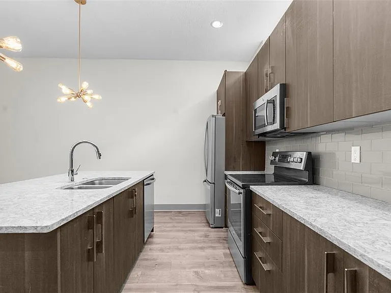 4810 W McElroy Ave #1 — Photo 3