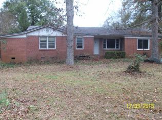 14 Lucas Ln, Hawkinsville, GA 31036