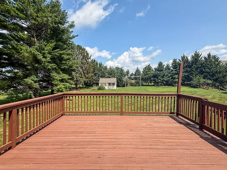 1835 Brunnerville Rd — Photo 32