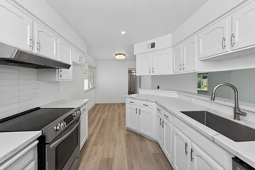 246 W Sample Ave Photo 1