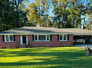 116 W Lewis St, Cochran, GA 31014