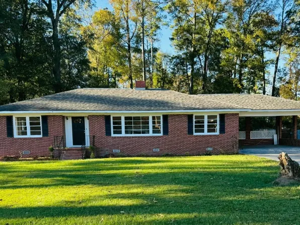 116 W Lewis St, Cochran, GA 31014