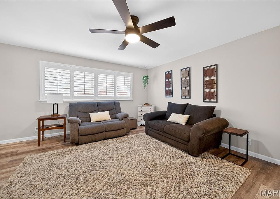 2602 W Adams St, Saint Charles, MO 63301 | Zillow