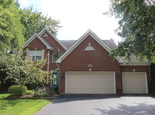 4 Talcott Ave, Crystal Lake, IL 60014