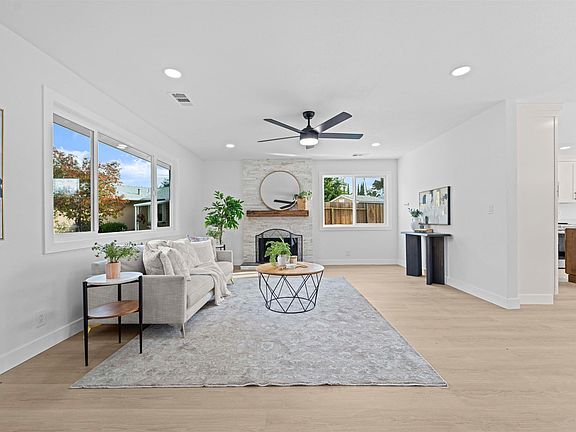 5th image of 2059 Tilden Ct