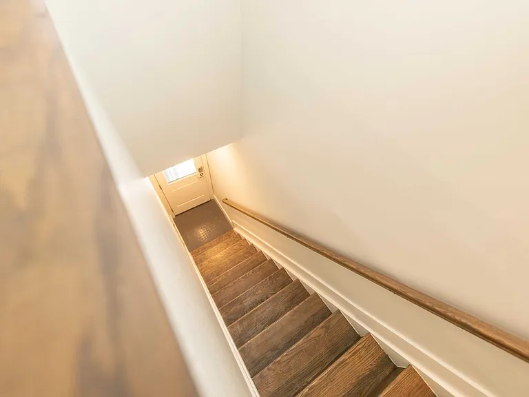 223 N Morton St — Photo 6