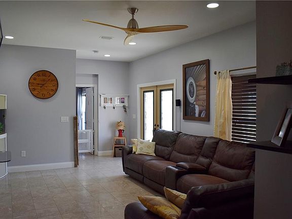 5th image of 4334 Jacaranda Pkwy W