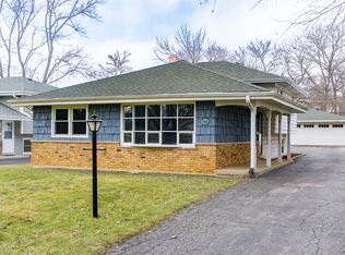 5626 Webster St, Downers Grove, IL 60516