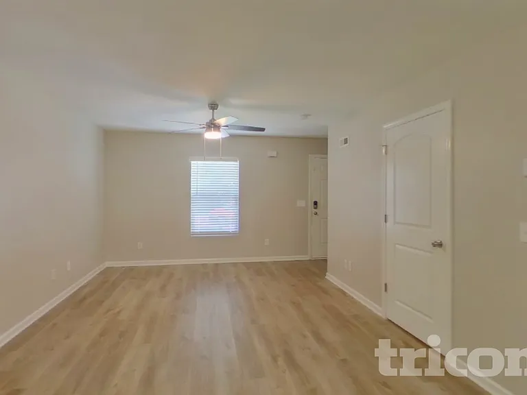 155 Tybo Dr — Photo 3