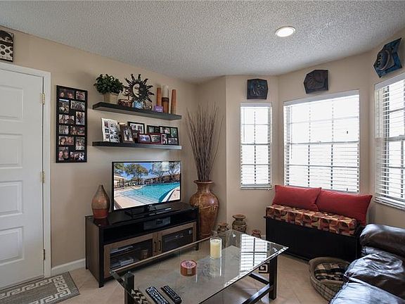 3rd image of 4513 S Oak Dr Unit Q32a