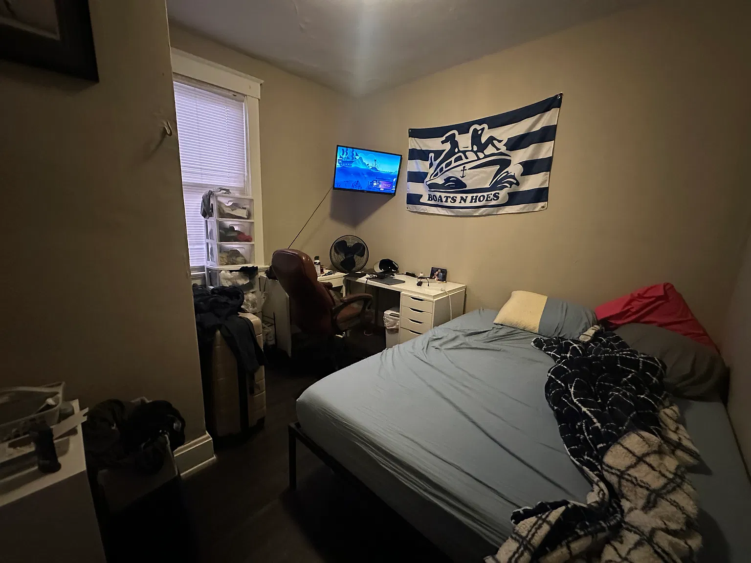 7 bed, 2286 sqft, $4,800 — Photo 3