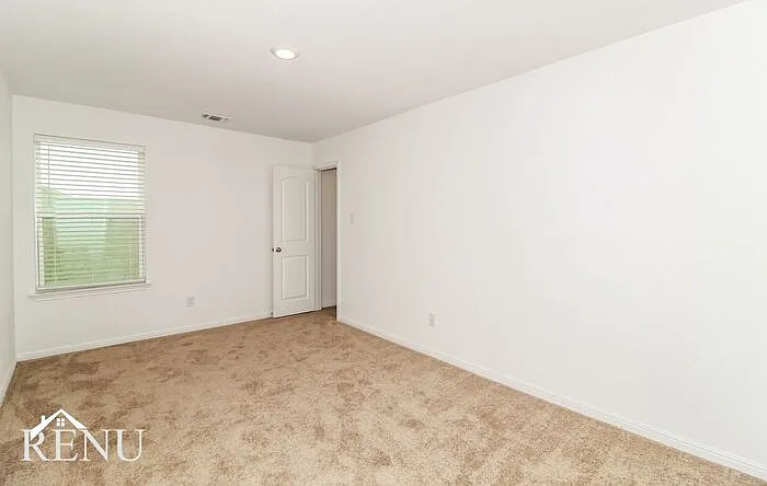 217 Wincanton Ln — Photo 16
