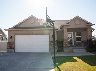 1503 N 2400 W, Clinton, UT 84015