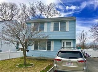 76 Milner St, Waltham, MA 02451