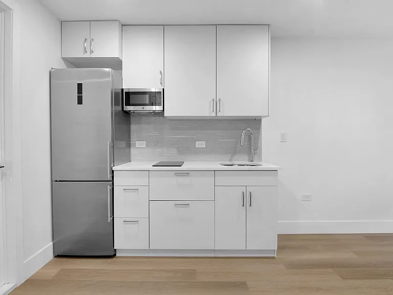 21 Polhemus Pl #1F — Photo 4