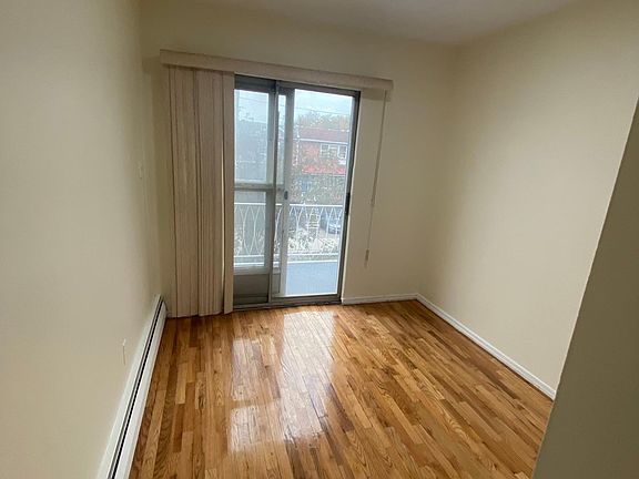 3rd bedroom with balcony