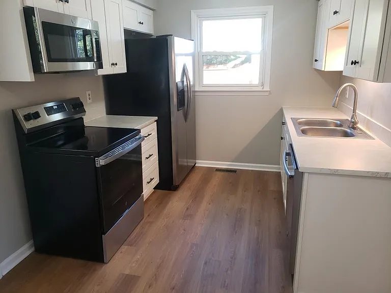 2717 Reynolds Dr — Photo 4