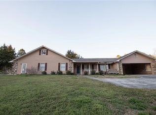 102 Old Fairmount Rd SE, Calhoun, GA 30701