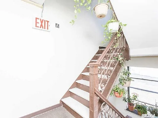 Sold by Douglas Elliman | media 19