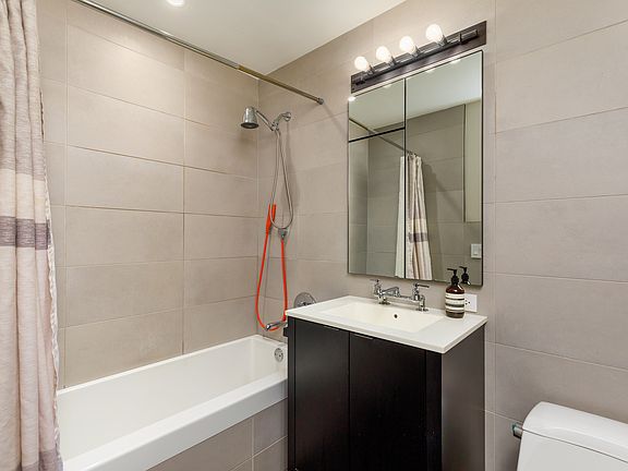 4th image of 540 W 28th St APT 5E