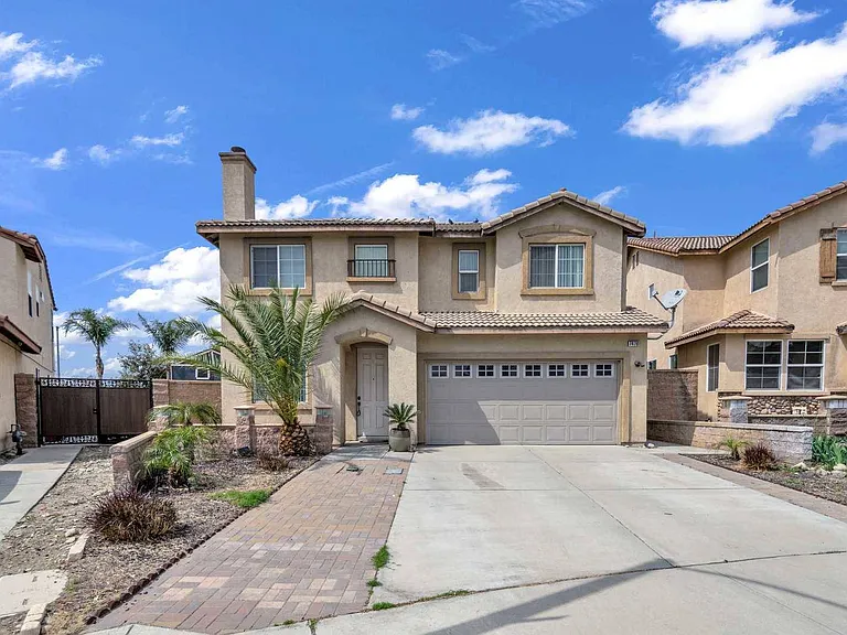 7476 Peppertree Ln — Photo 39
