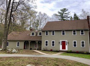 38 Crooked Pond Dr, Boxford, MA 01921