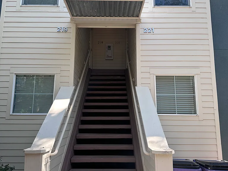 2818 Syracuse St #221 — Photo 57